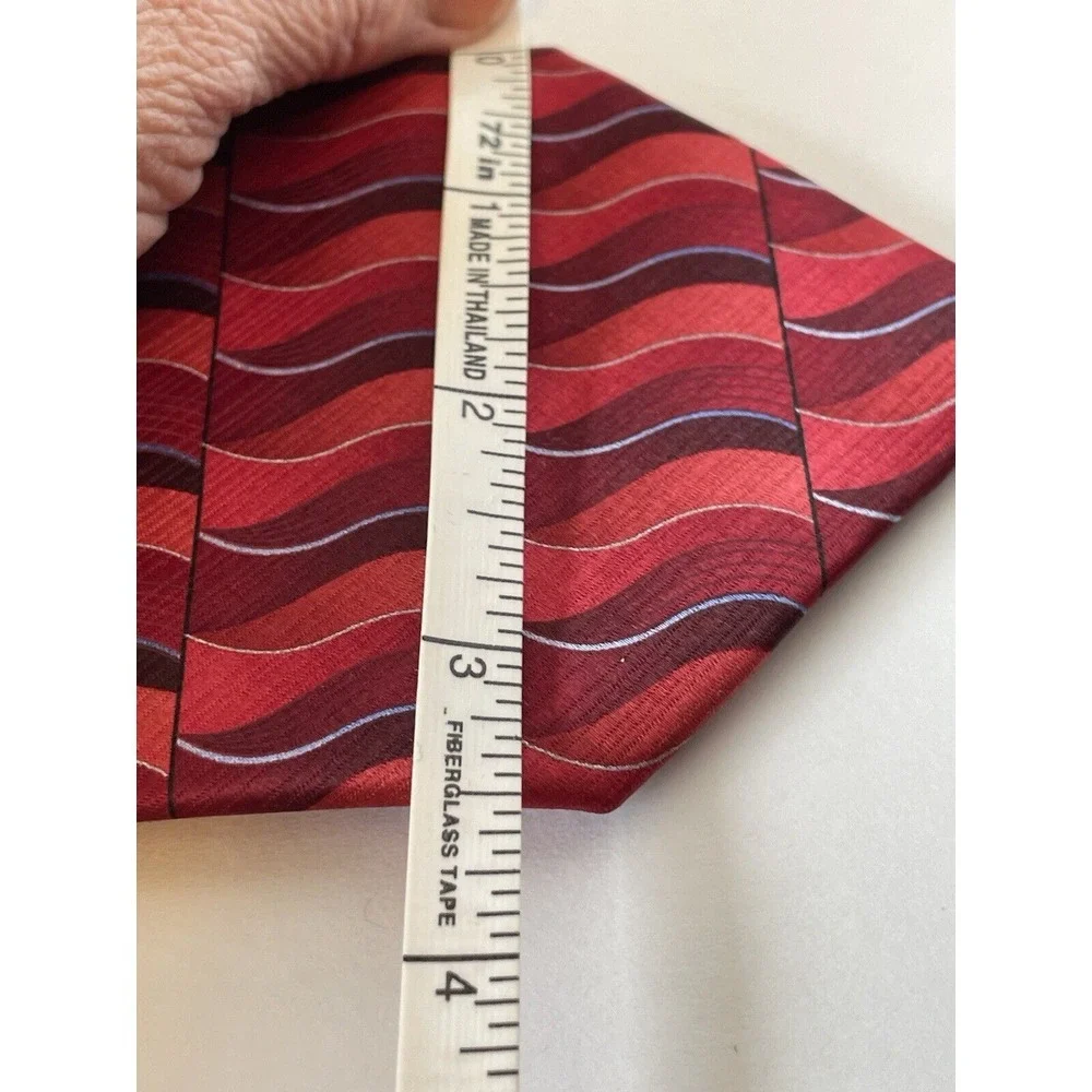 VTG DON LOPER Red Burgundy Abstract USA Made Wide 100% Silk‎ Necktie Tie